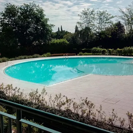 Delizioso Residence Vista Lago Desenzano del Garda