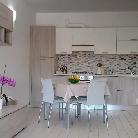 Delizioso Residence Vista Lago Apartment *