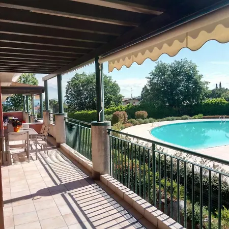 Delizioso Residence Vista Lago Desenzano del Garda